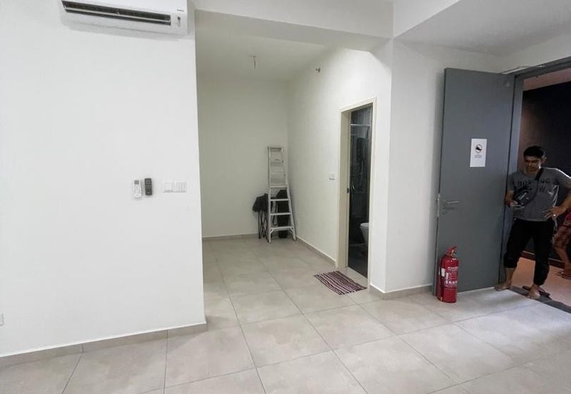 Meta Residence @ Meta City