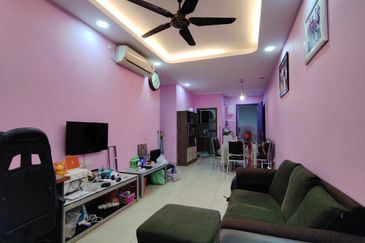 D'Summit Residences @ Kempas Utama