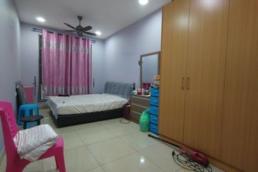 D'Summit Residences @ Kempas Utama