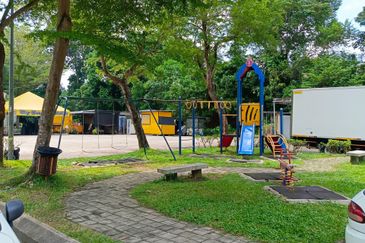 9#Tampoi Flat For Rent