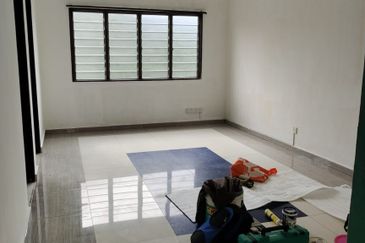 9#Tampoi Flat For Rent