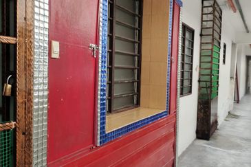 9#Tampoi Flat For Rent