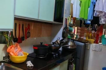 Indah Court Apartment