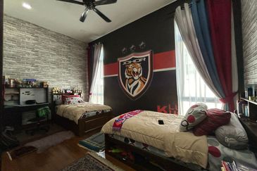 Jalan Setia Tropika 15