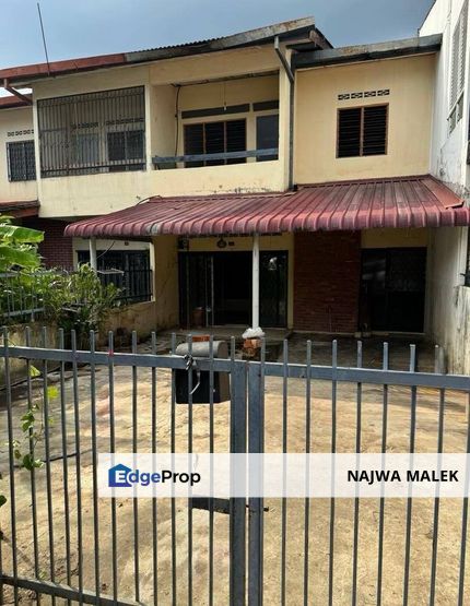 Double Storey Terrace Seksyen 11 Shah Alam, Selangor, Shah Alam