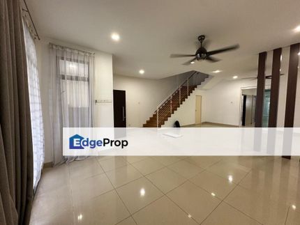 Freehold Semi-furnished 2 Storey superlink Laman Glenmarie Shah Alam, Selangor, Glenmarie