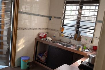 Bandar Baru Seri Alam