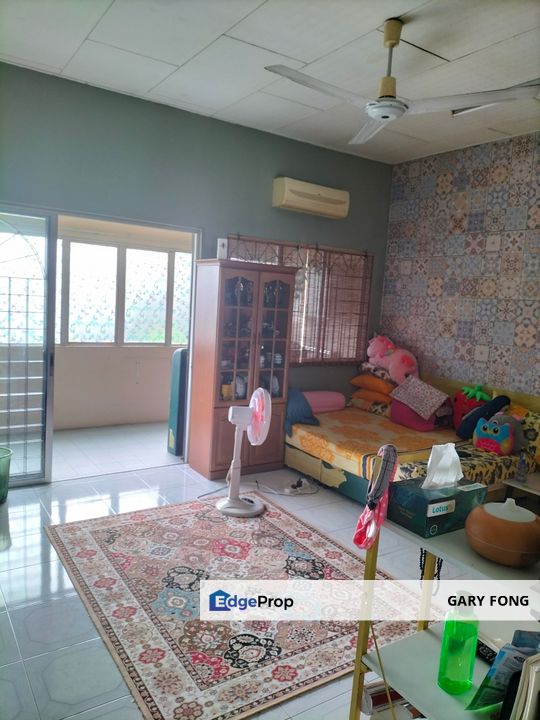 Cheras taman Taynton view midah bungalow house, Kuala Lumpur, Cheras