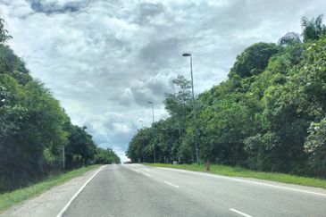 Seremban pajam industry land main road frontage 