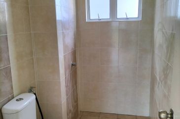 CASA RESIDENCES, CHEMOR