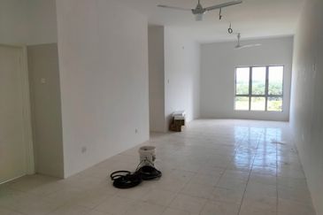 CASA RESIDENCES, CHEMOR