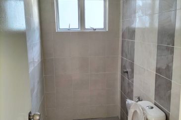 CASA RESIDENCES, CHEMOR