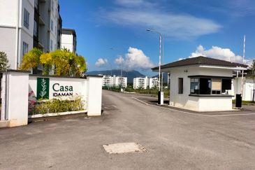 CASA RESIDENCES, CHEMOR