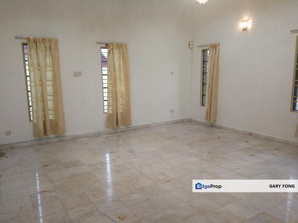 Ampang taman utama 2 storey bungalow house , Selangor, Ampang