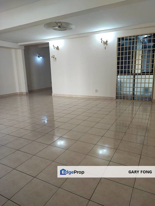 Kuala Lumpur 2 storey house gated guarded 24hours, Kuala Lumpur, Keramat