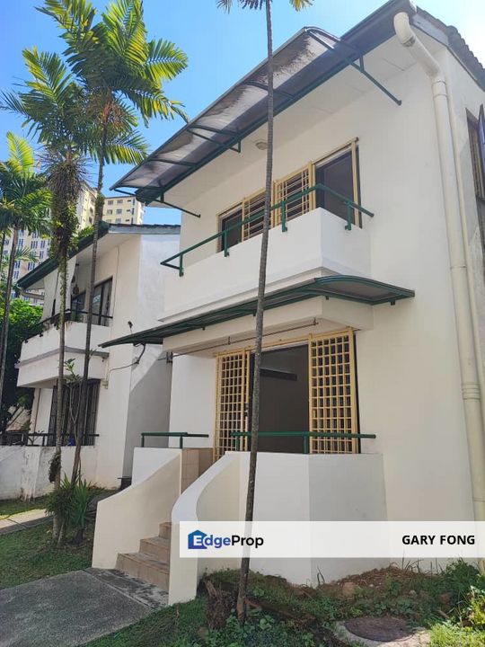 Kuala Lumpur 2 storey house gated guarded 24hours, Kuala Lumpur, Keramat