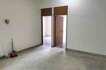 Kampung desa pandan shop apartment rumah kedai 