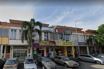kuala lumpur jalan kg pandan shop apartment / rumah kedai tingkat 3