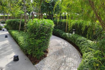 Residensi Solaris Parq