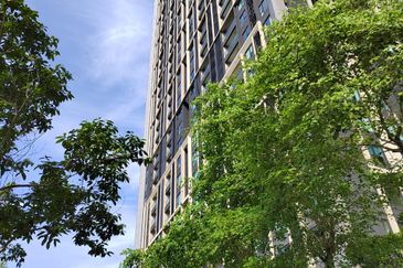 Residensi Solaris Parq