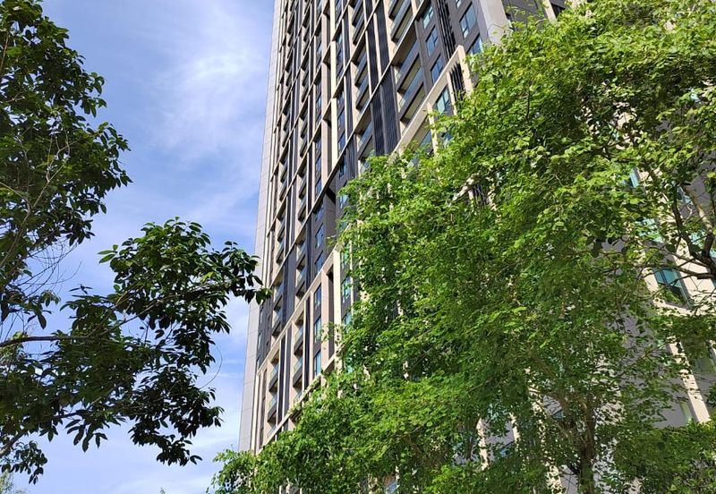 Residensi Solaris Parq