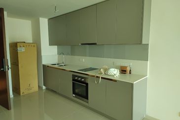 Residensi Solaris Parq