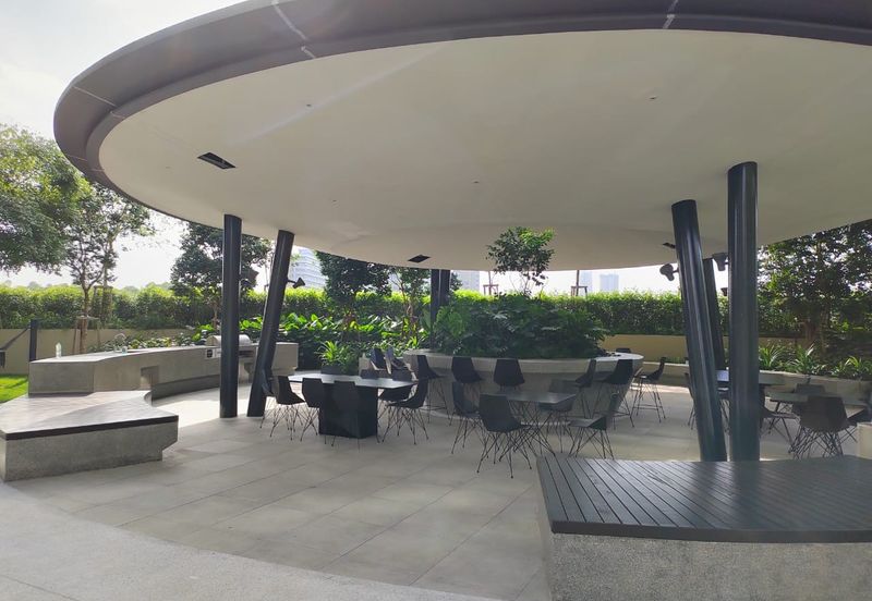 Residensi Solaris Parq