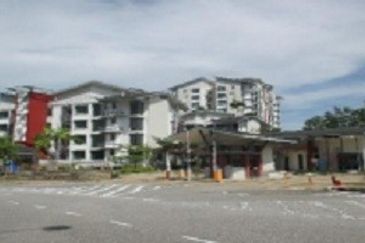 Alam Desa, Precinct 15