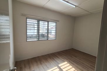 Taman Bukit Anggerik