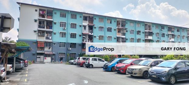 Flat apartment taman Sri serdang near upm mrt, Selangor, Seri Kembangan