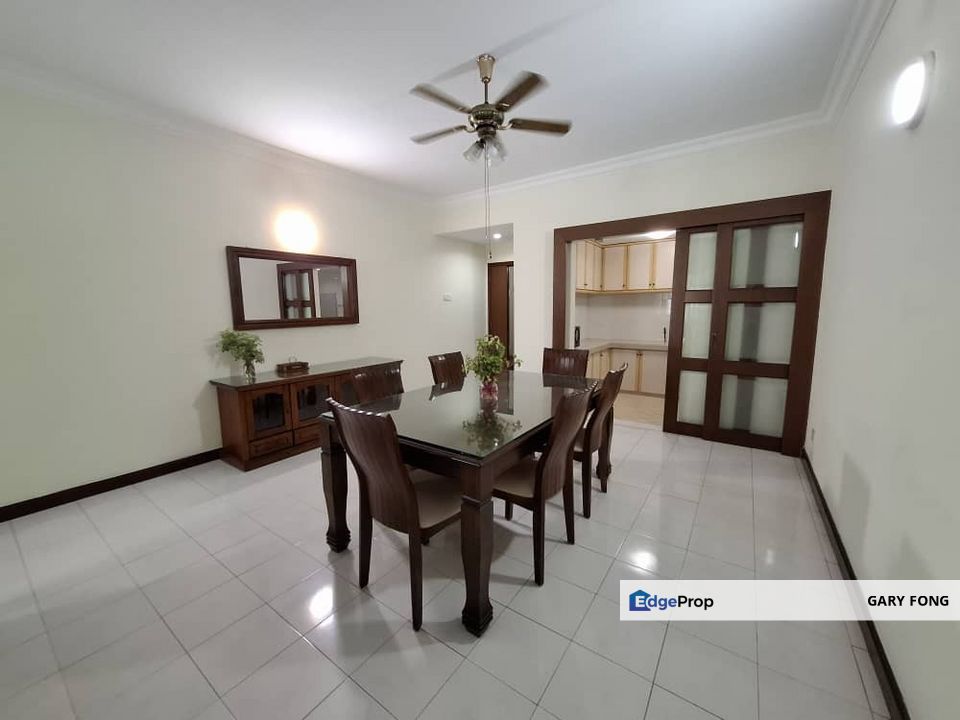 Kuala Lumpur Bistari condominium near lrt station , Kuala Lumpur, KL City