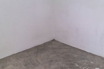 Cheras pandan jaya flat near lrt station 