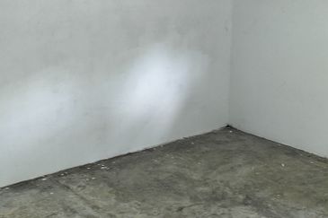 Cheras pandan jaya flat near lrt station 