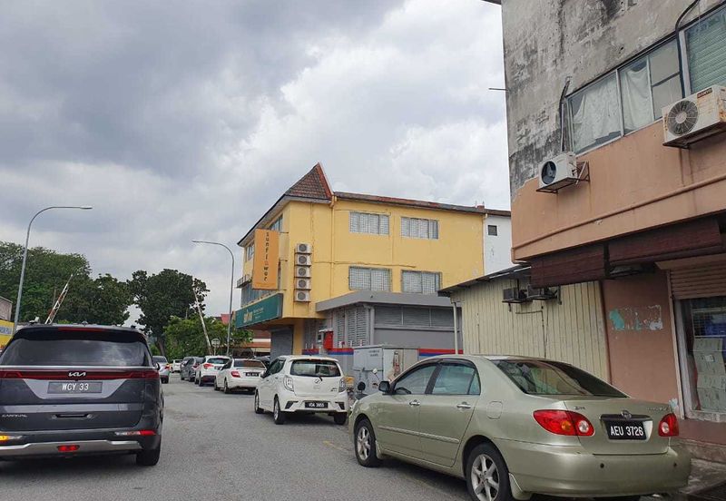 3 Storey Corner Shop Office @ Taman Mayang Jaya 