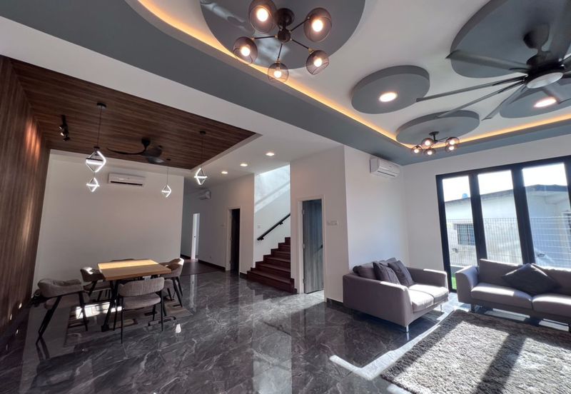 2 Storey Semi Detached @ Section 5 for sales 