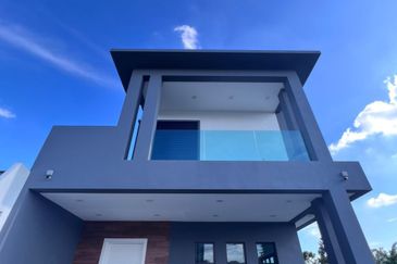 2 Storey Semi Detached @ Section 5 for sales 