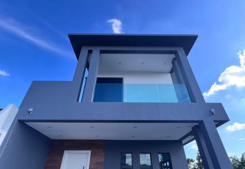 2 Storey Semi Detached @ Section 5 for sales 