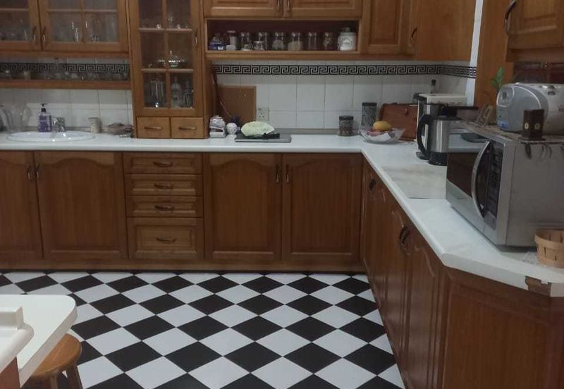 Single Storey Section 5 Bungalow house for Sale