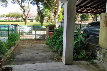 Tropicana Golf & Country Resort