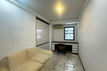 2 Storey Linked House @ Bandar Utama 2