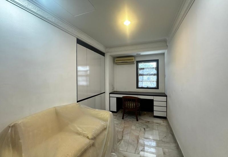 2 Storey Linked House @ Bandar Utama 2