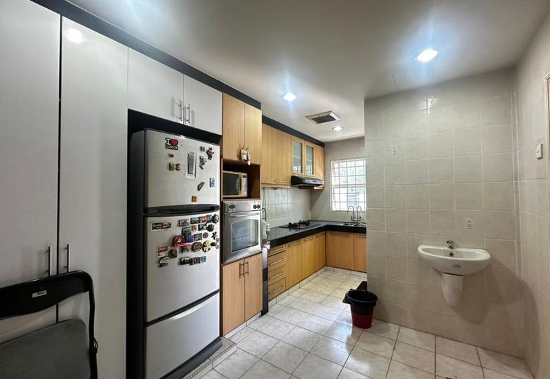 2 Storey Linked House @ Bandar Utama 2