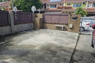 2 Storey Linked House @ Sri Utama, Kota Damansara 