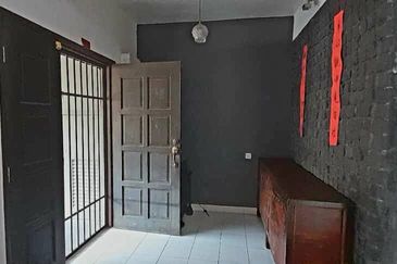 2 Storey Linked House @ Sri Utama, Kota Damansara 