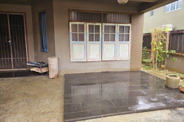 2 Storey Linked House @ Sri Utama, Kota Damansara 