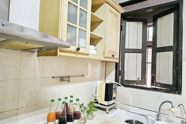 2 Storey Linked House @ Sri Utama, Kota Damansara 