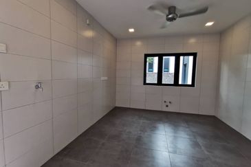 1 Storey Section 14 Bungalow for sales 