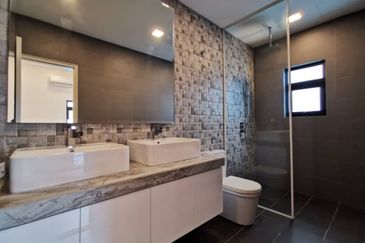 1 Storey Section 14 Bungalow for sales 