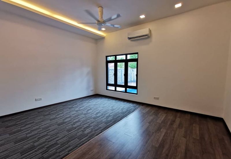 1 Storey Section 14 Bungalow for sales 