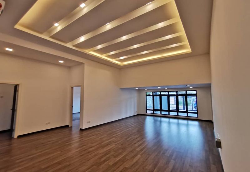 1 Storey Section 14 Bungalow for sales 